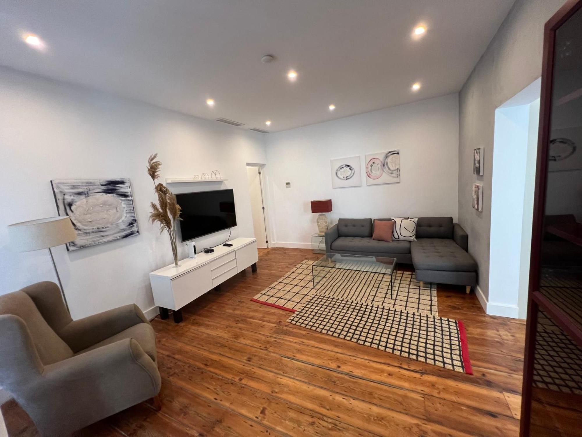Luxe 2Br Family Oasis In Gibraltar Apartamento Exterior foto